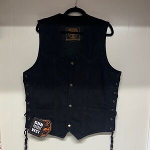 Men's Black Vest with Gun Pocket
